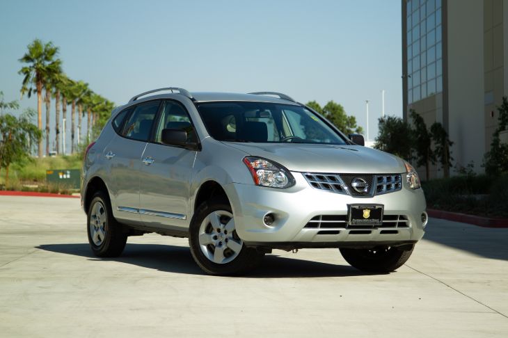 Sold 2015 Nissan Rogue Select S (CONVIENCE PACKAGE & LIGHT TINTED